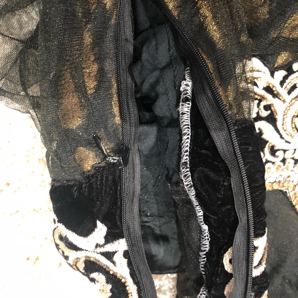 Indian Outfit - Black Arnakali with open back - Picture 5 of 6